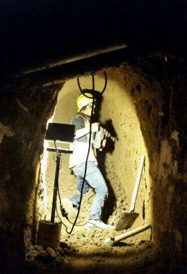 احداث خط کابلی 63 کیلوولت خط 7 مترو - پست برقی دوشان تپه - شرکت زاویر